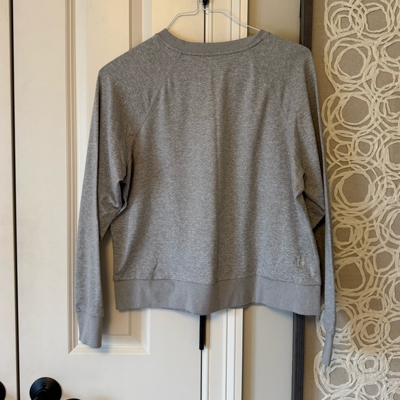 Vuori Long sleeve Halo Crew in Pale Grey Heather Size Small - Picture 4 of 4